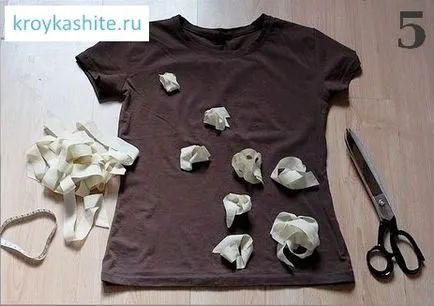 Cum de a decora un tricou cu mâinile - tăiere și de cusut (T-shirt) Cum de a decora un tricou cu mâinile - tăiere și de cusut