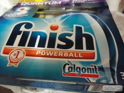Cum se introduce o tabletă în mașina de spălat vase