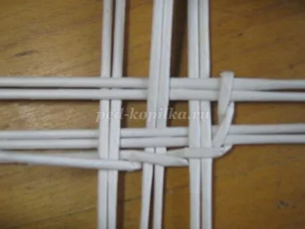 Basket de tuburi de ziar pentru începători pas cu pas