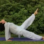 Kundalini yoga pentru începători la domiciliu