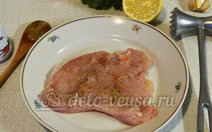 rola de pui cu brânză și usturoi reteta cu o fotografie - un pas cu pas de gătit sub formă de rulouri de pui cu branza (usturoi) rola de pui cu brânză și usturoi reteta cu o fotografie - un pas cu pas de gătit sub formă de rulouri de pui cu brânză