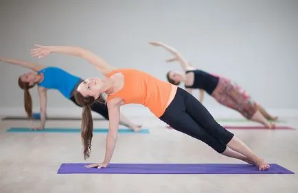 Kundalini yoga pentru începători la domiciliu