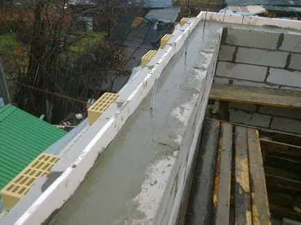 Mansarda cu propriile sale mâini de la sol în sus, de selecție de proiectare, materiale și echipamente, fotografii de constructii (pod) Mansarda cu propriile sale mâini de la sol în sus, de selecție de proiectare, materiale și echipamente, fotografii de constructii