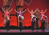 Moulin Rouge din Paris