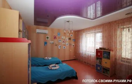 Moda tendințele de liliac de culoare și plafoane violet