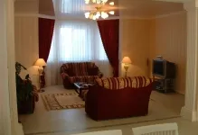 Tavane extensibile în camera de zi de imagine de design dormitor, split-nivel de 18 mp, în lucios