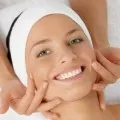 Curățarea cu ultrasunete facial la domiciliu