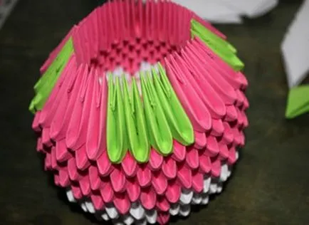 Origami scheme de module triunghiulare pentru începători cu fotografii și video