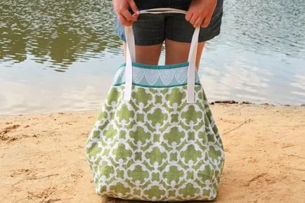 saci de plajă cu mâinile lor și un atelier de fotografie „coase un sac de plajă cu mâinile sale“ (pungi) saci de plajă cu mâinile lor și un atelier de fotografie „coase un sac de plajă cu mâinile“