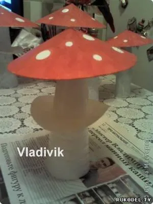 Artizanat pentru grădină - acoperi ciuperci agaric - din sticle de plastic, cu propriile lor mâini - meserii pentru grădină - (Fly agaric) Artizanat pentru grădină - acoperi ciuperci agaric - din sticle de plastic, cu propriile lor mâini - meserii pentru grădină -