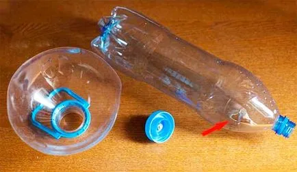 Bețiv pentru pui din sticla de plastic timp de 5 minute, home-ferma (jgheaburi) Bautor de pui dintr-o sticla de plastic, timp de 5 minute, ferma de origine