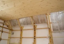 Plafonul în materialele de țară și foto, finisaje, captuseala tiv, ce să facă cu propriile lor mâini