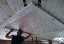 Plafonul în materialele de țară și foto, finisaje, captuseala tiv, ce să facă cu propriile lor mâini