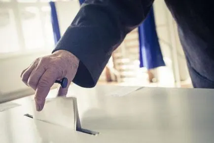 Creșterea gradului de conștientizare politică a diferenței dintre alegeri referendum