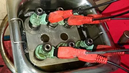 Flushing injector duze cu mâinile lor de curățare (lor) Spălarea duze de curățare a injectoarelor cu mâinile lor