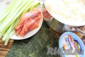 Rolls cu somon la domiciliu - pregătirea pas cu pas, cu fotografii (somon) Chifle cu somon la domiciliu - pregătirea pas cu pas, cu fotografii