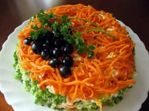 Salata coreeană cu morcovi și rețete de pui rafinat (salată coreeană morcov pui boia de ardei) Salata coreeană cu morcovi și rețete de pui delicios