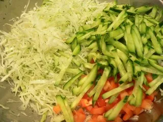Salată cu castraveți și ardei (tehnologie de gătit) Salata proaspete cu castraveți și ardei
