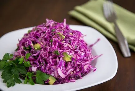 Salata cu avocado