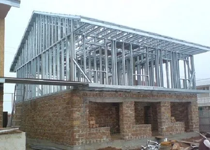 Cum de a începe construcția de la mansardă cu mâinile lor și cum să facă programul de completare etaj mansardă