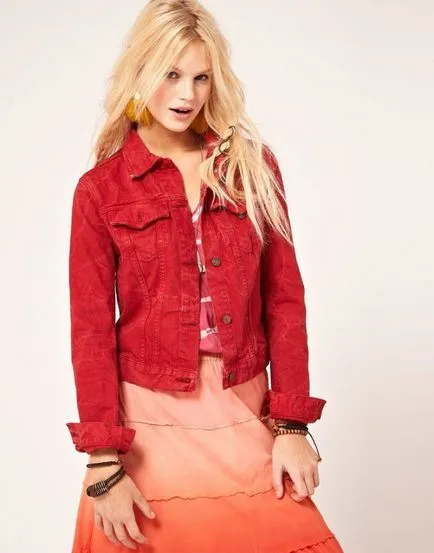 Din ceea ce sa poarte jacheta din denim a crea o imagine îndrăzneață și feminin (jacheta) Din ceea ce sa poarte jacheta din denim a crea o imagine indrazneata si feminina