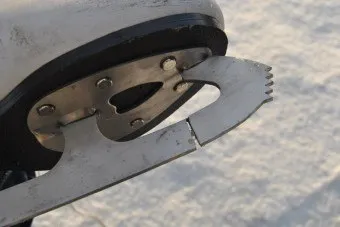 Metodele talpi de etanșare de pe cizme, papuci și adidași