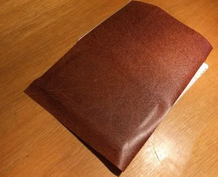 netbook elegant, cu mâinile (10 poze)