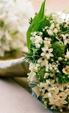 Buchet de crini din fotografie vale și opțiuni de aranjamente florale (buchet) Buchet de crini din fotografie vale și opțiuni de aranjamente florale