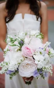 Buchet de crini din fotografie vale și opțiuni de aranjamente florale (foto) Buchet de crini din fotografie vale și opțiuni de aranjamente florale