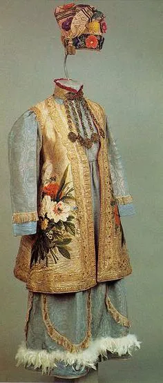costum popular Tatar (foto)