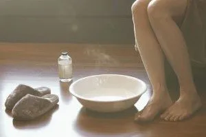 tocuri crăpate cauze si tratament