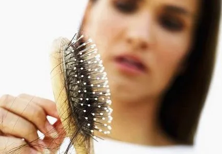 Trichologists a subliniat ce vitamine bea cu pierderea parului