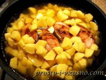 Cartofi copti cu carne de pui
