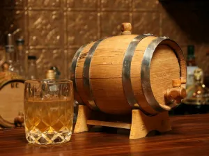 De whisky Moonshine la domiciliu nu este ușor, dar este posibil (Moonshine) nu de whisky Moonshine la domiciliu face ușor, dar este posibil