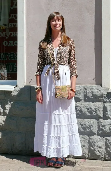 Fusta pe podea, o fusta maxi - foto - interesat de (care sunt fusta maxi) Fusta pe podea, o fusta maxi - fotografie - interesat de