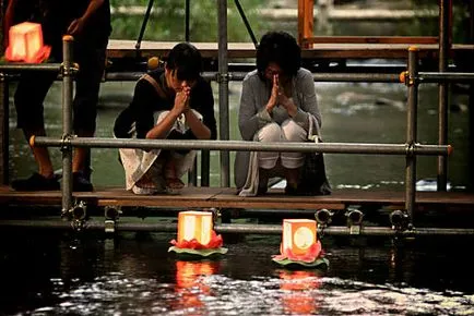 Festivalul japonez Obon - comemorare în japoneză! (Olfactivă) Festivalul japonez Obon - comemorare în japoneză!