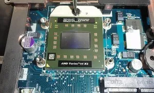 Înlocuirea procesorului pe un laptop