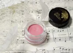 blush lichid