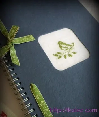 10 idei de design de notebook-uri și jurnale cu propriile lor mâini
