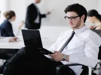 contract de muncă pe durată nedeterminată - ceea ce este, o mostră de cum se traduce diferența, cu generalul