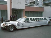 Chirie o limuzină Excalibur Phantom