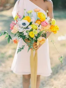buchet de mireasa cu panglici în stil Ombre, pe de o parte, cascade și picătură - o mulțime de fotografii (stil) buchet de mireasa cu panglici în stil Ombre, pe de o parte, cascade și picătură - o mulțime de fotografii