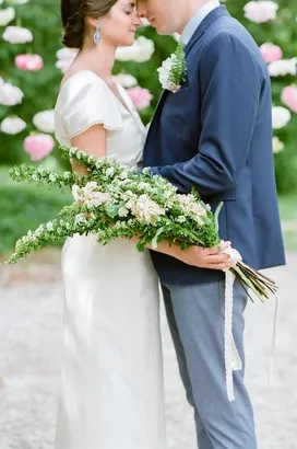 buchet de mireasa cu panglici în stil Ombre, pe de o parte, cascade și meniurile - o mulțime de fotografii (Ombre) buchet de mireasa cu panglici în stil Ombre, pe de o parte, cascade și picătură - o mulțime de fotografii