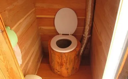 Baril pentru o toaletă la gaura cabana (plastic) de la butoiul cu mâinile (dacha) Baril pentru o toaletă la cabana (plastic), gaura din butoi cu mâinile