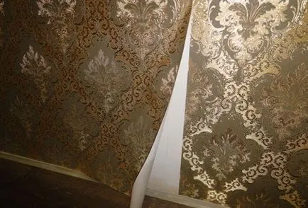 Adezivul vin dezlipi tapet