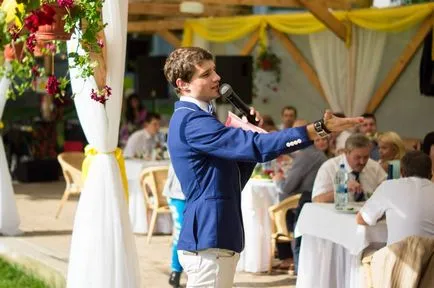 Asigurați-vă că pentru a discuta cu maestrul de ceremonii înainte de nuntă (care este important să se discute cu maestrul de ceremonii) Asigurați-vă că pentru a discuta cu maestrul de ceremonii înainte de nuntă