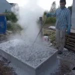 Care este utilizarea de var nestins în țară, în horticultură ca formula contraincendiar fărâmițate (a) Care este utilizarea de var nestins în țară, în horticultură ca formulă stingeți, sol,