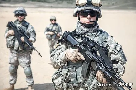 Care este departamentul militar la universitate, și că oferă, baza răspunsurilor la întrebări