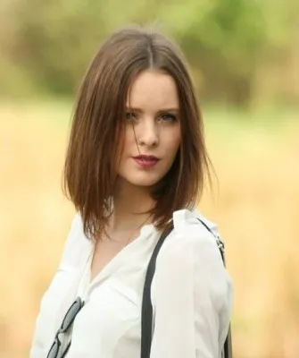 Tunsoare bob gradat cu fotografii și video pe părul scurt și lung