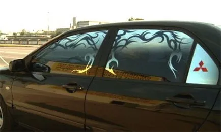 Instrucțiuni de nuanțare ferestre auto cu mâinile